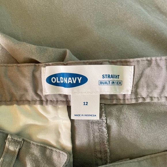 Boy’s size 12 Old Navy gray dress pants with adjustable waist - Picture 4 of 6